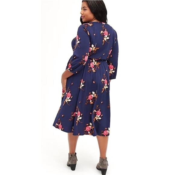 Torrid 6 (6X 30) Tie Neck Secretary Floral Midi Stretch Challis Dress w/Pockets - Picture 2 of 2